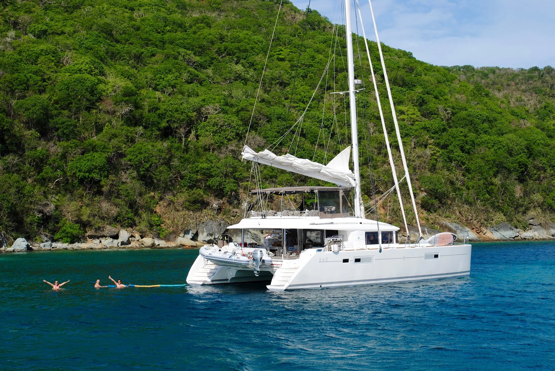Liveaboard Diving