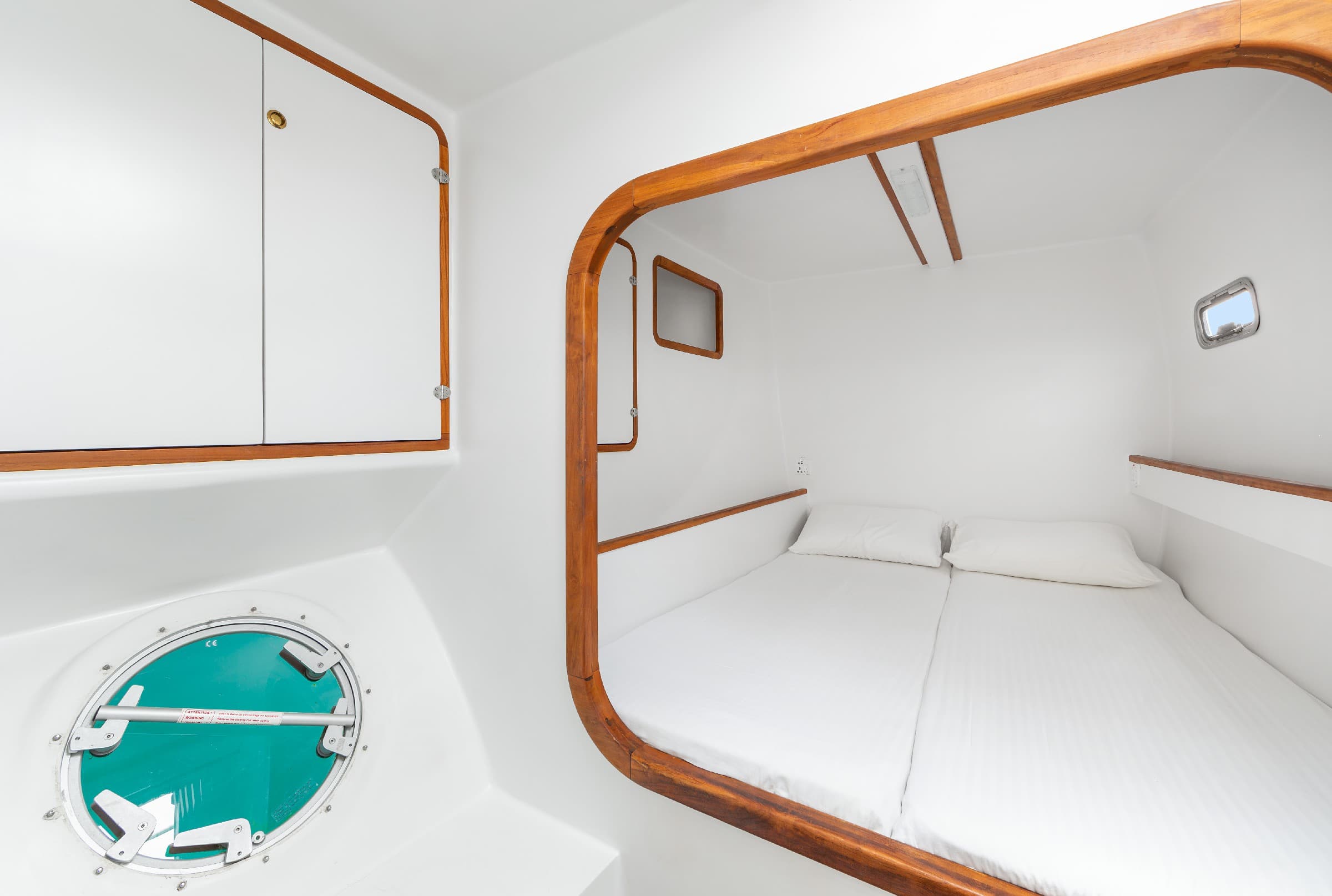 Lower Deck DLB Bow - Ceycat 53